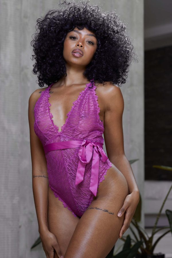 Hustler Margot Violet High Apex Plunge Body Online